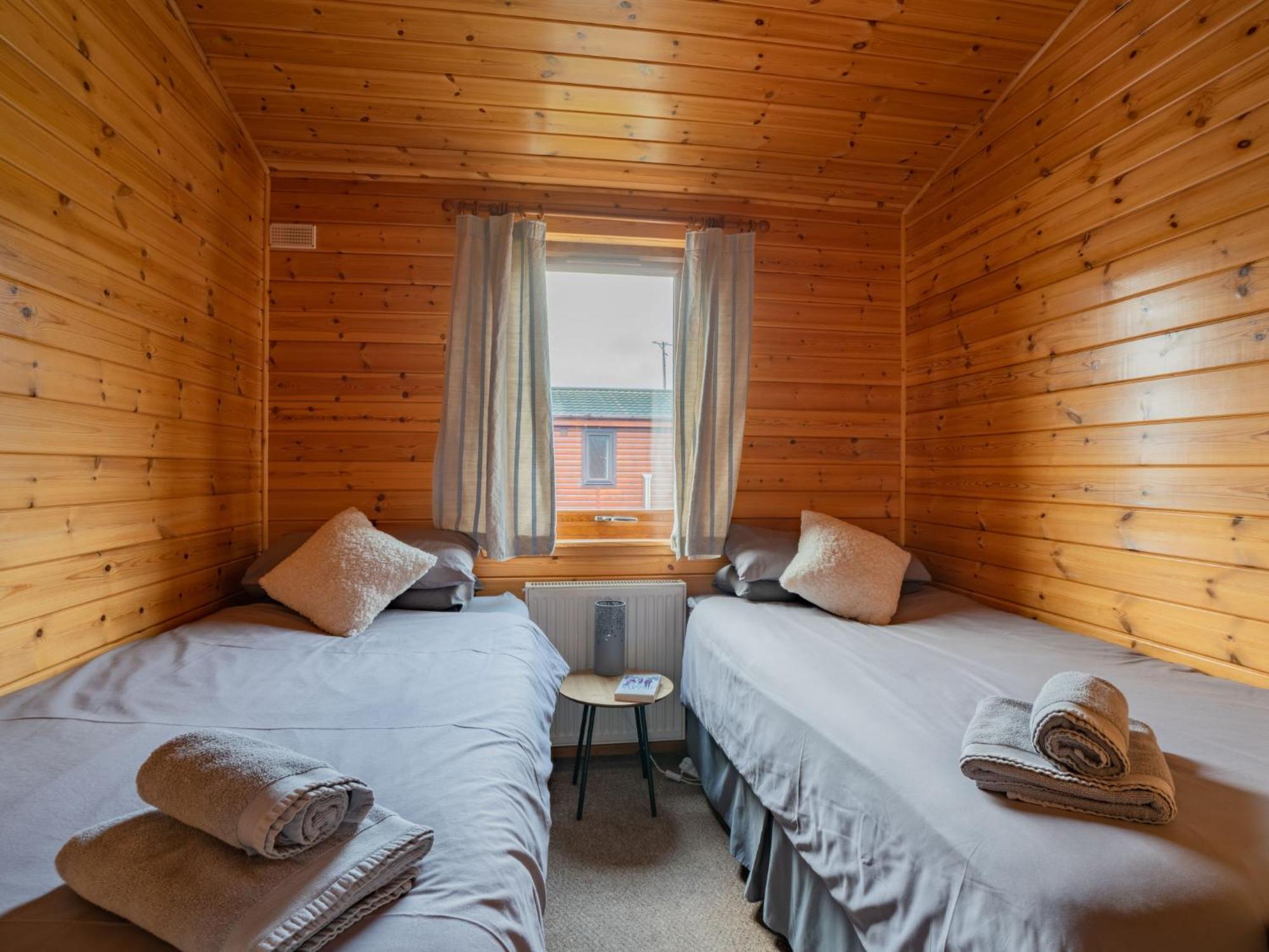 Chalet Loch Leven Lodge 10 By Interhome Kinross Dış mekan fotoğraf