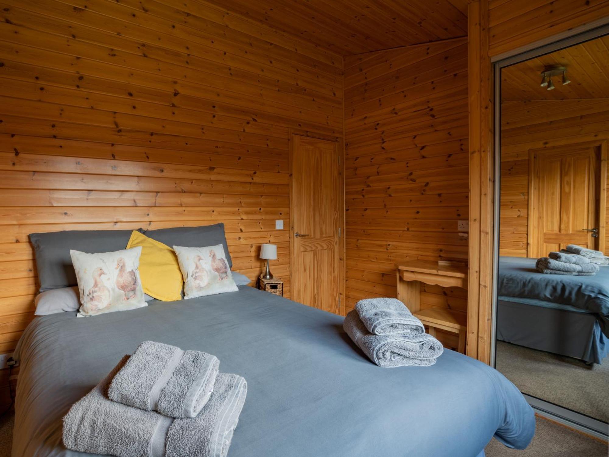 Chalet Loch Leven Lodge 10 By Interhome Kinross Dış mekan fotoğraf